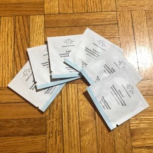 B-Hydra Intensive Hydration Serum sample packets